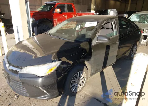 2015 Toyota Camry Le/Se/Xle/Xse из США, поврежденный, VIN 4T4BF1FK5FR513141